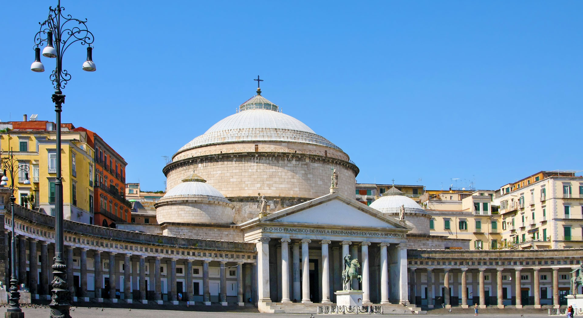 Treasure Hunt in Naples